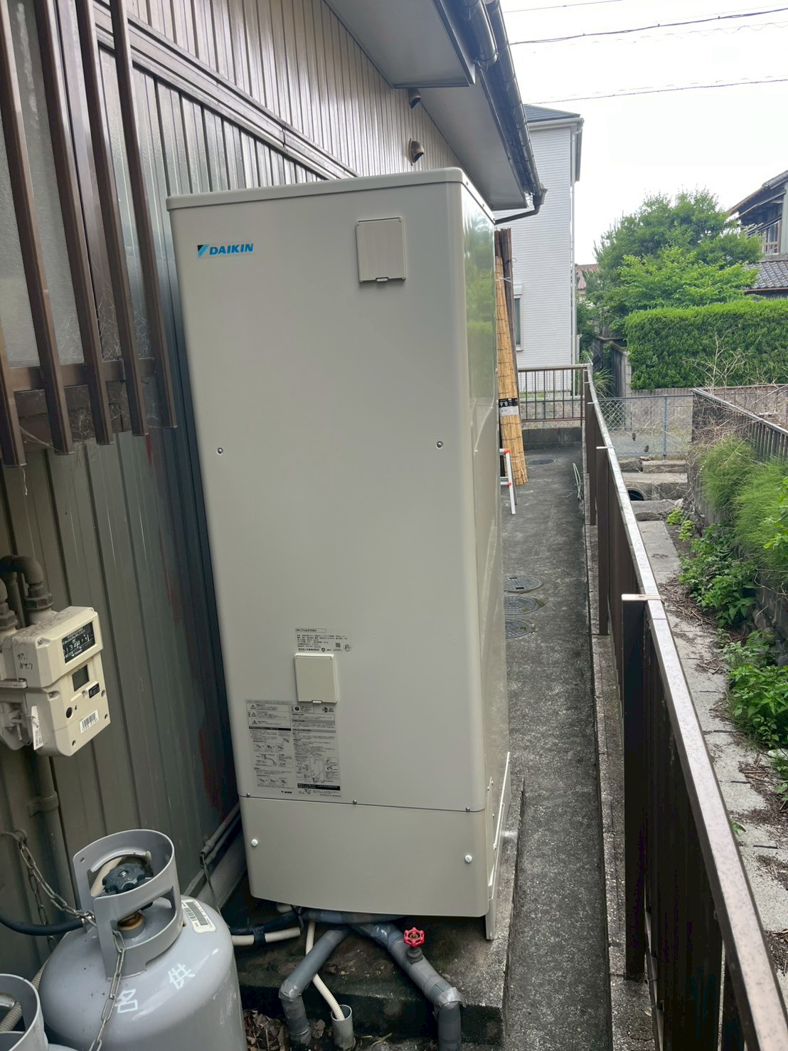 EQA37ZSV