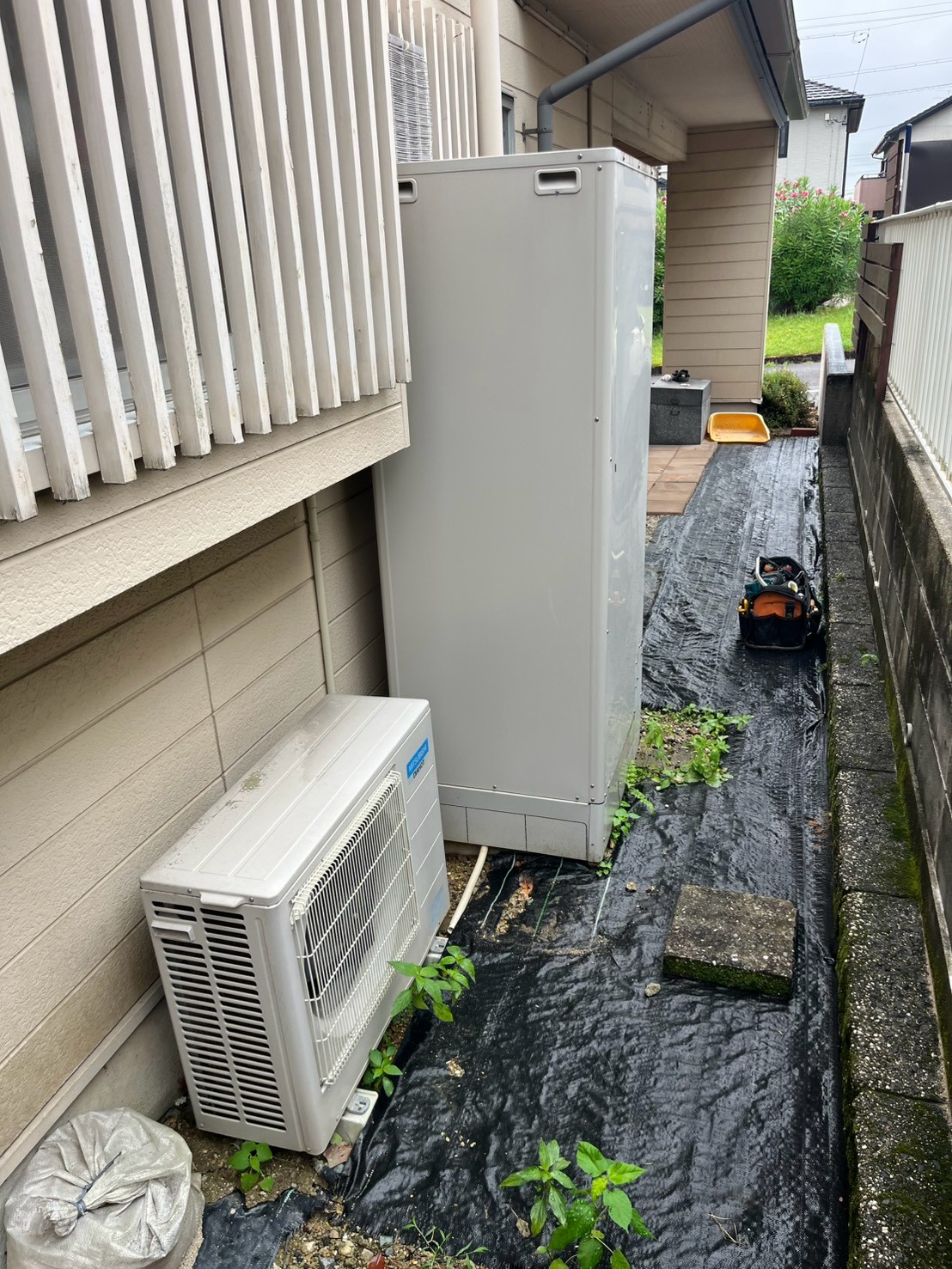 SRT-HP37WX5