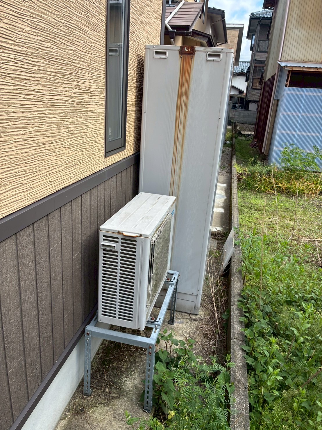 SRT-HP46WX4