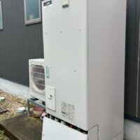 SRT-W374
