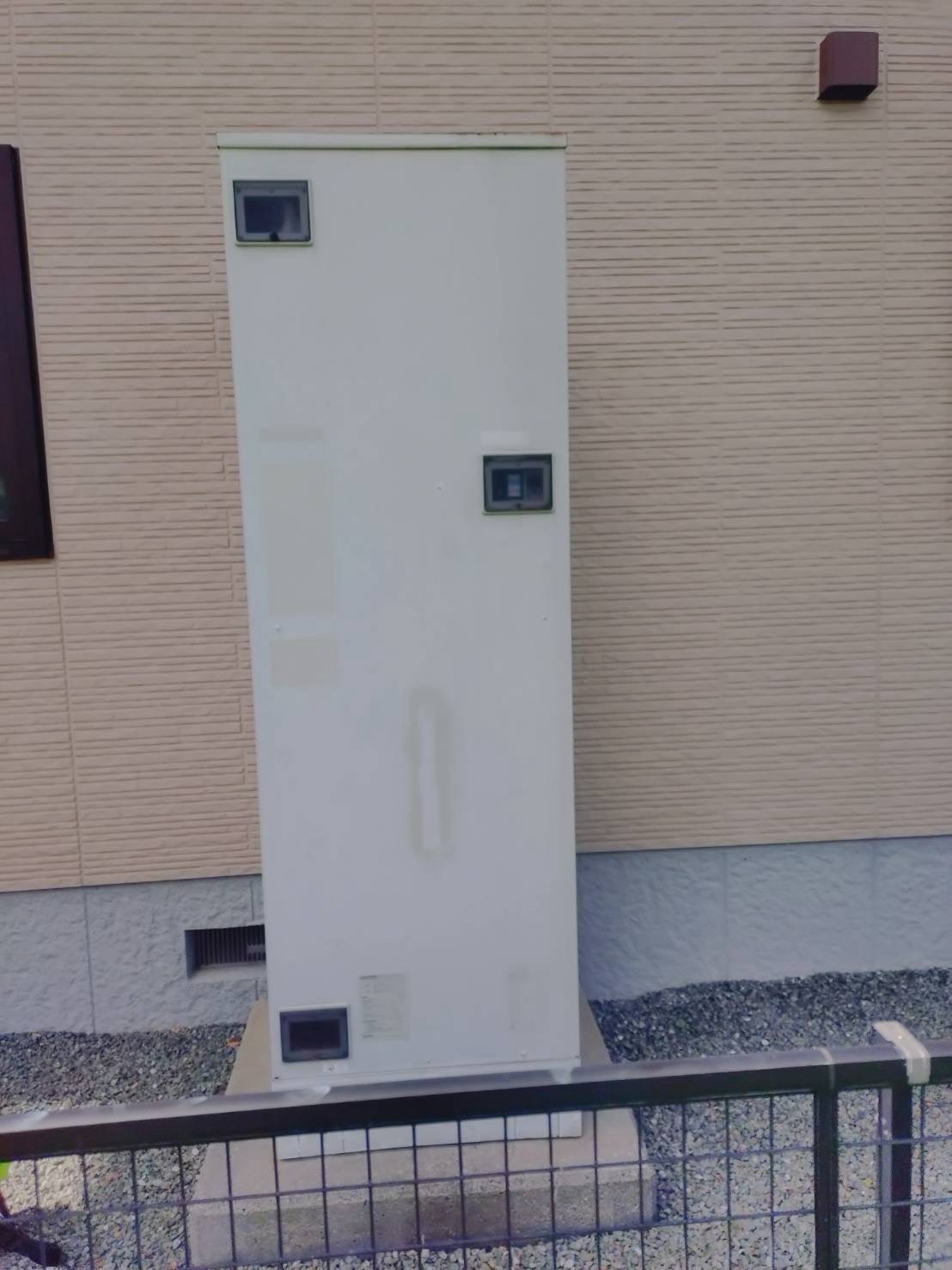 SRT-5566FU200V-BL