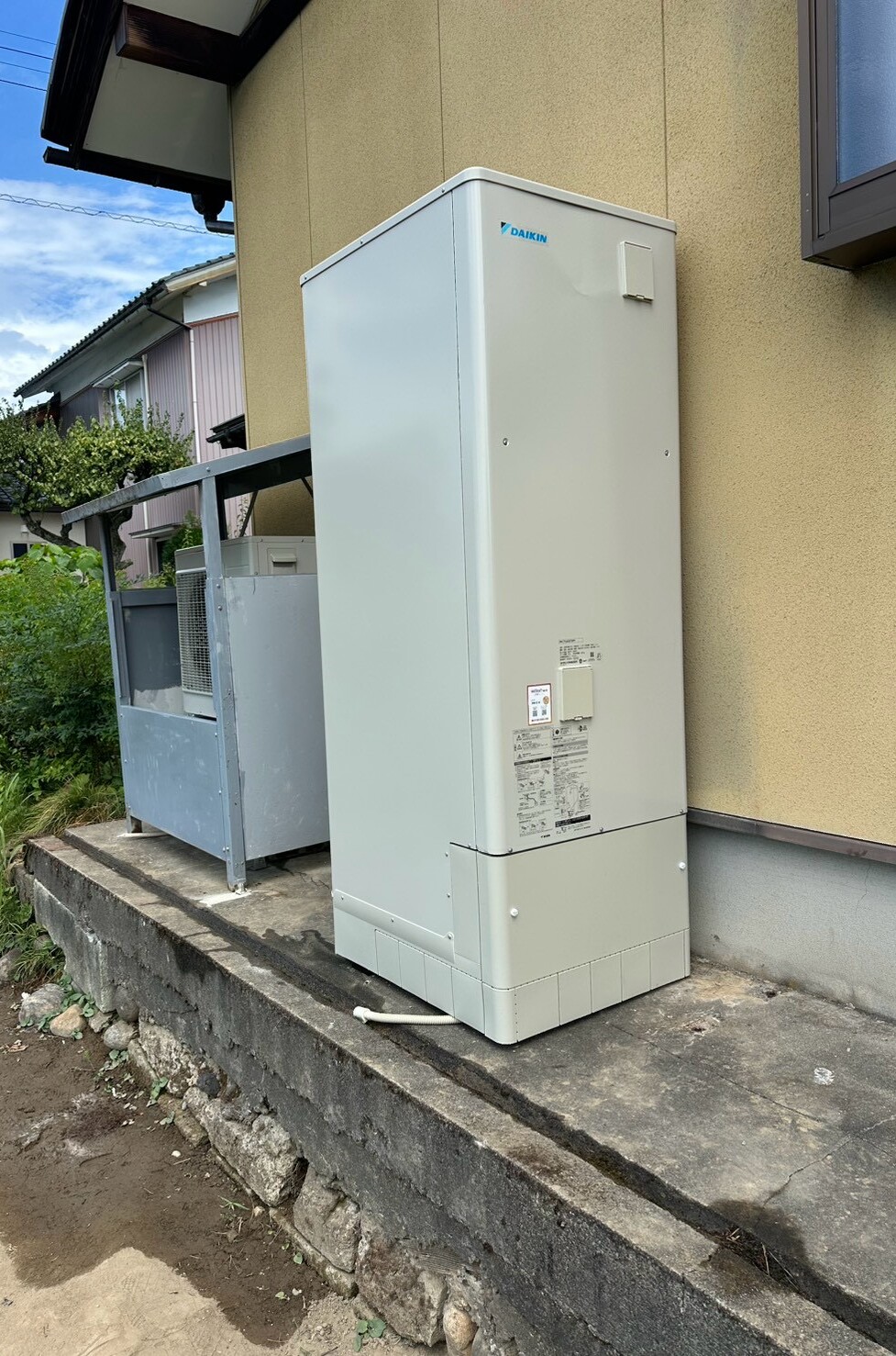 EQX37ZFV