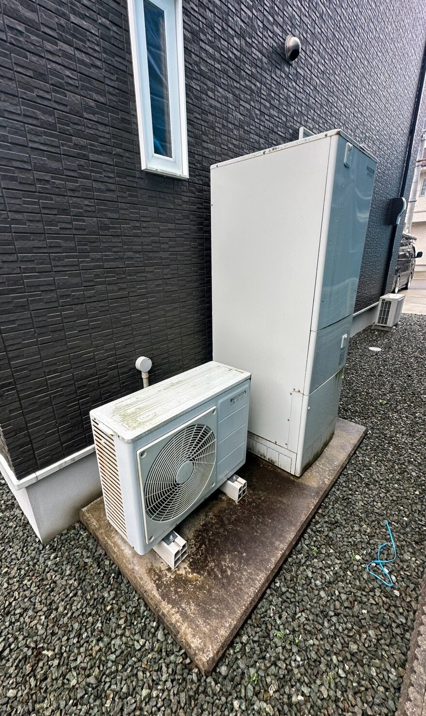 CHP-E37AX4