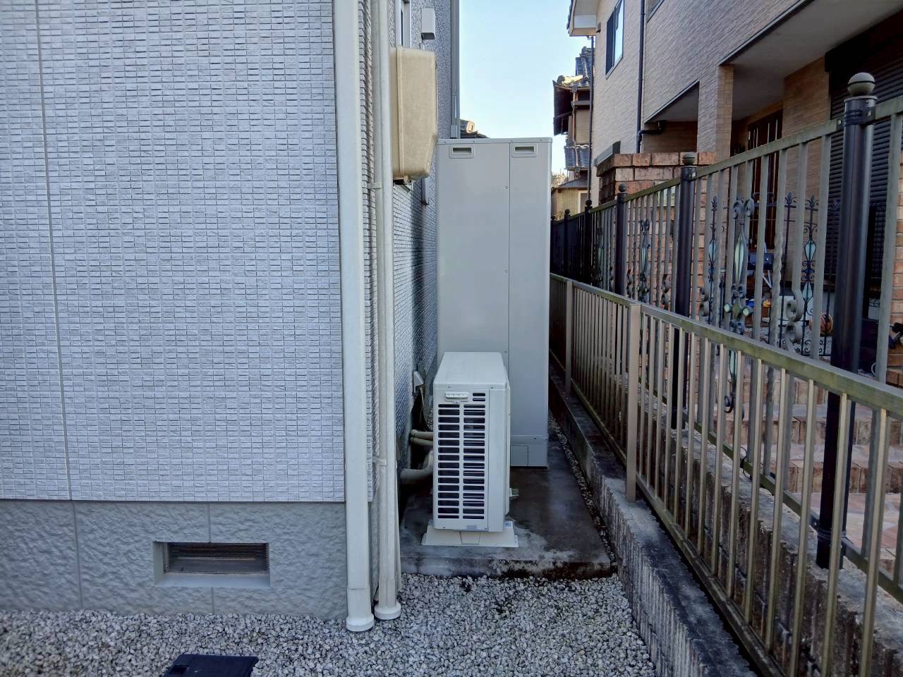 EQN37ZFV