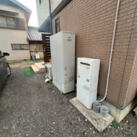 三菱