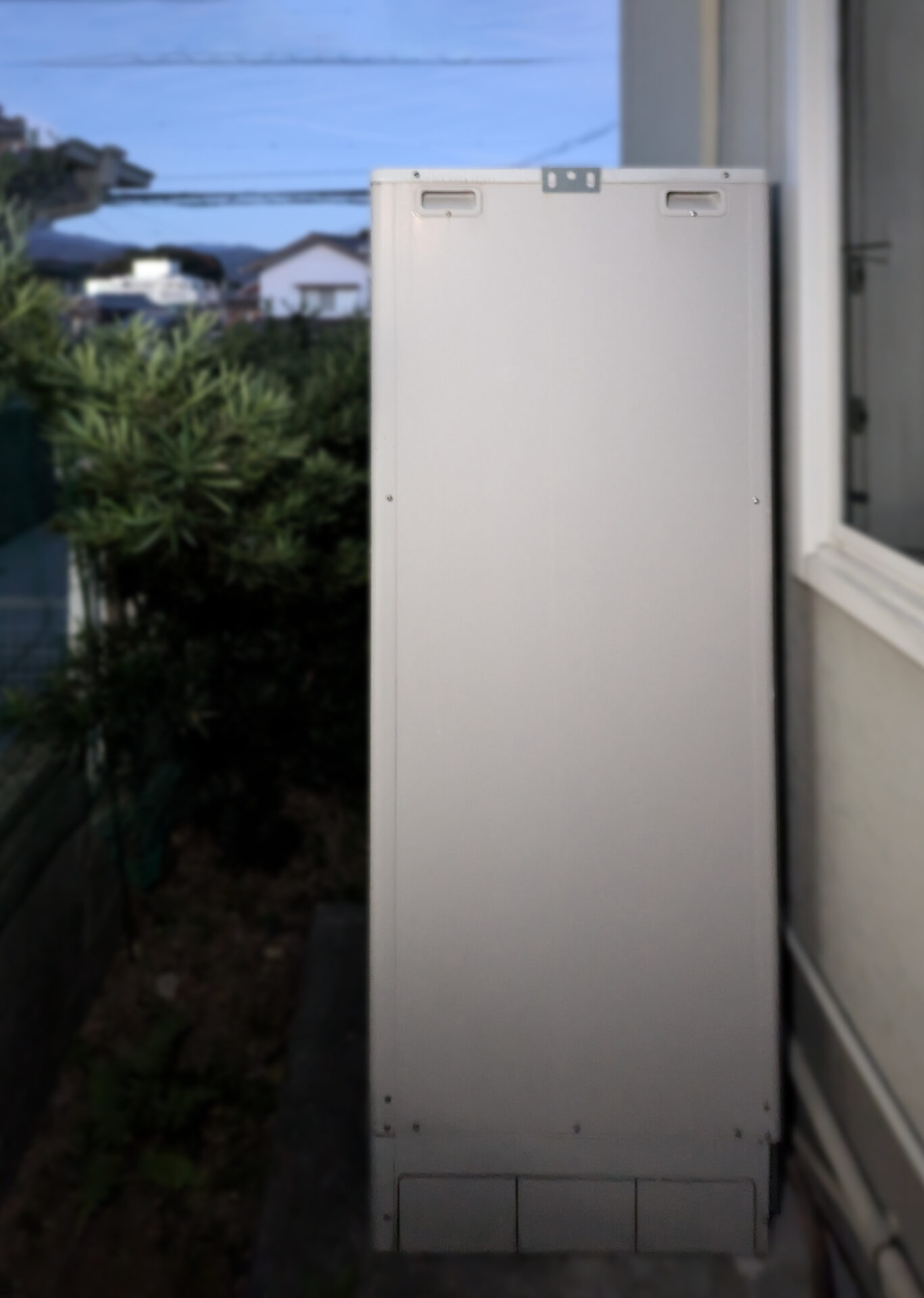 SRT-HPT37W2　ヒートポンプ給湯機　370L