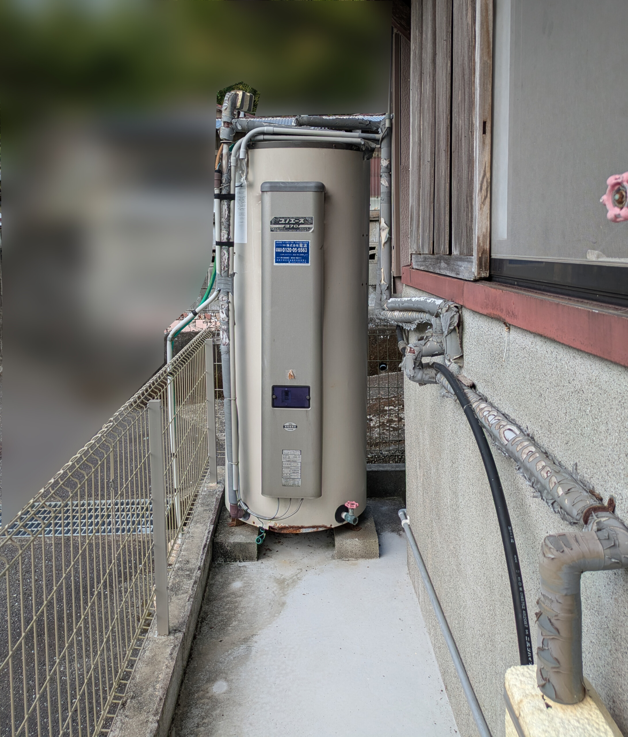 SN4-372M　電気温水器　給湯専用　370L