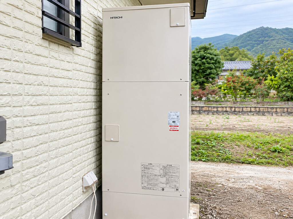 山梨県北杜市で日立BHP-F46WUKへ交換したエコキュートの施工後写真