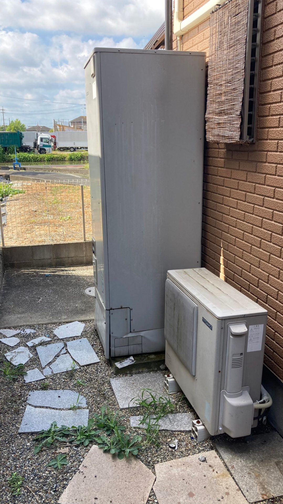 SRT-HPT46W2(電気温水器)