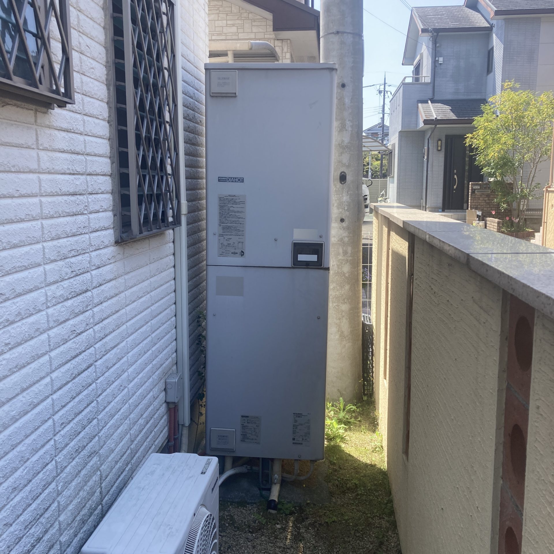 SRT-4668WFU-BL(電気温水器)