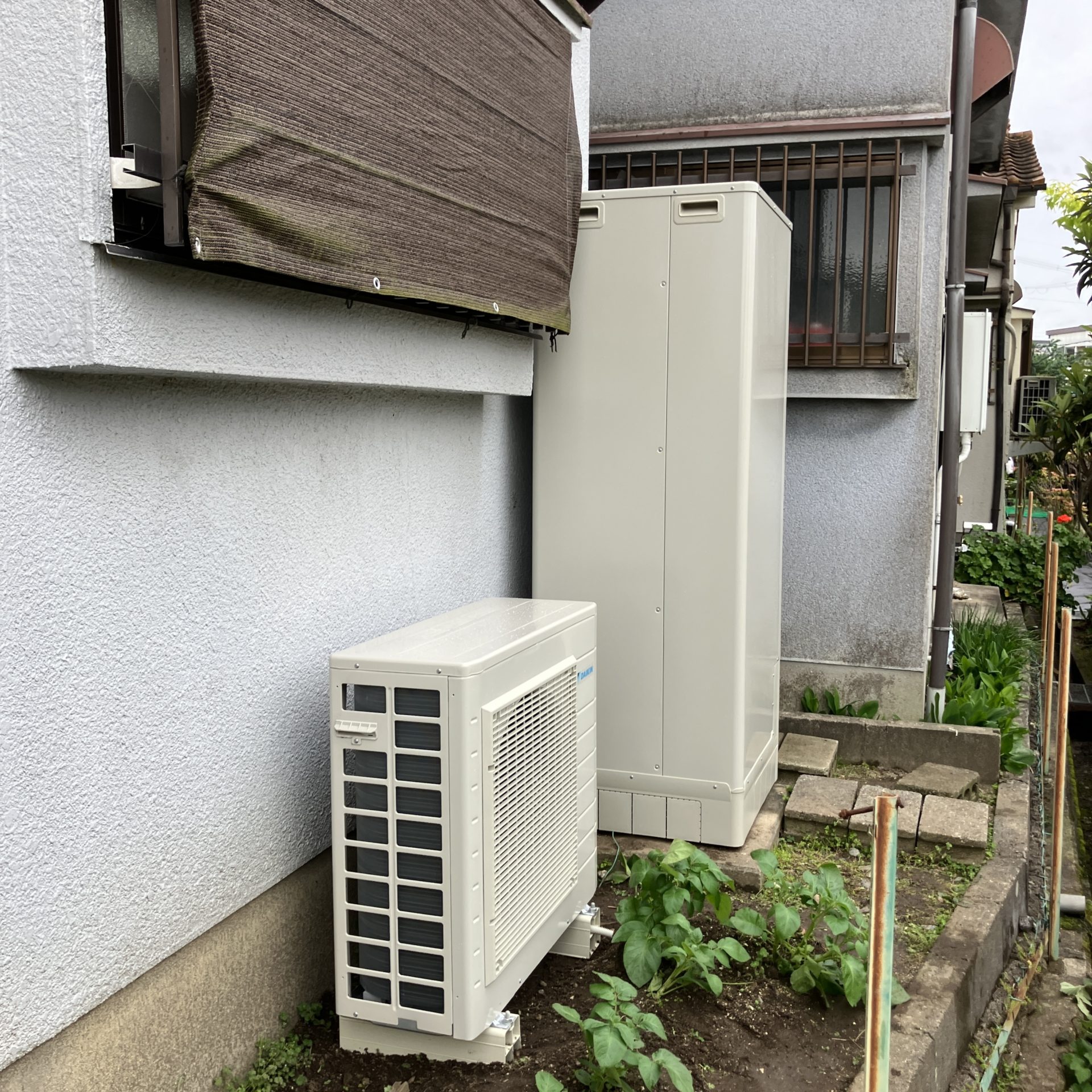 UWH-37110A2U（電気温水器）