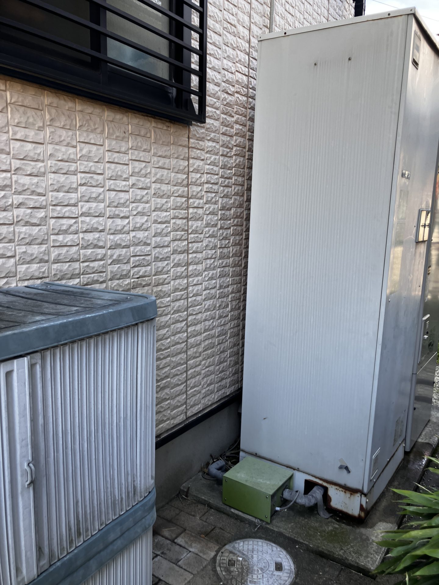 SRT-4665F200V-BL(電気温水器)