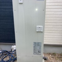 UWH-46X1A2U(電気温水器)