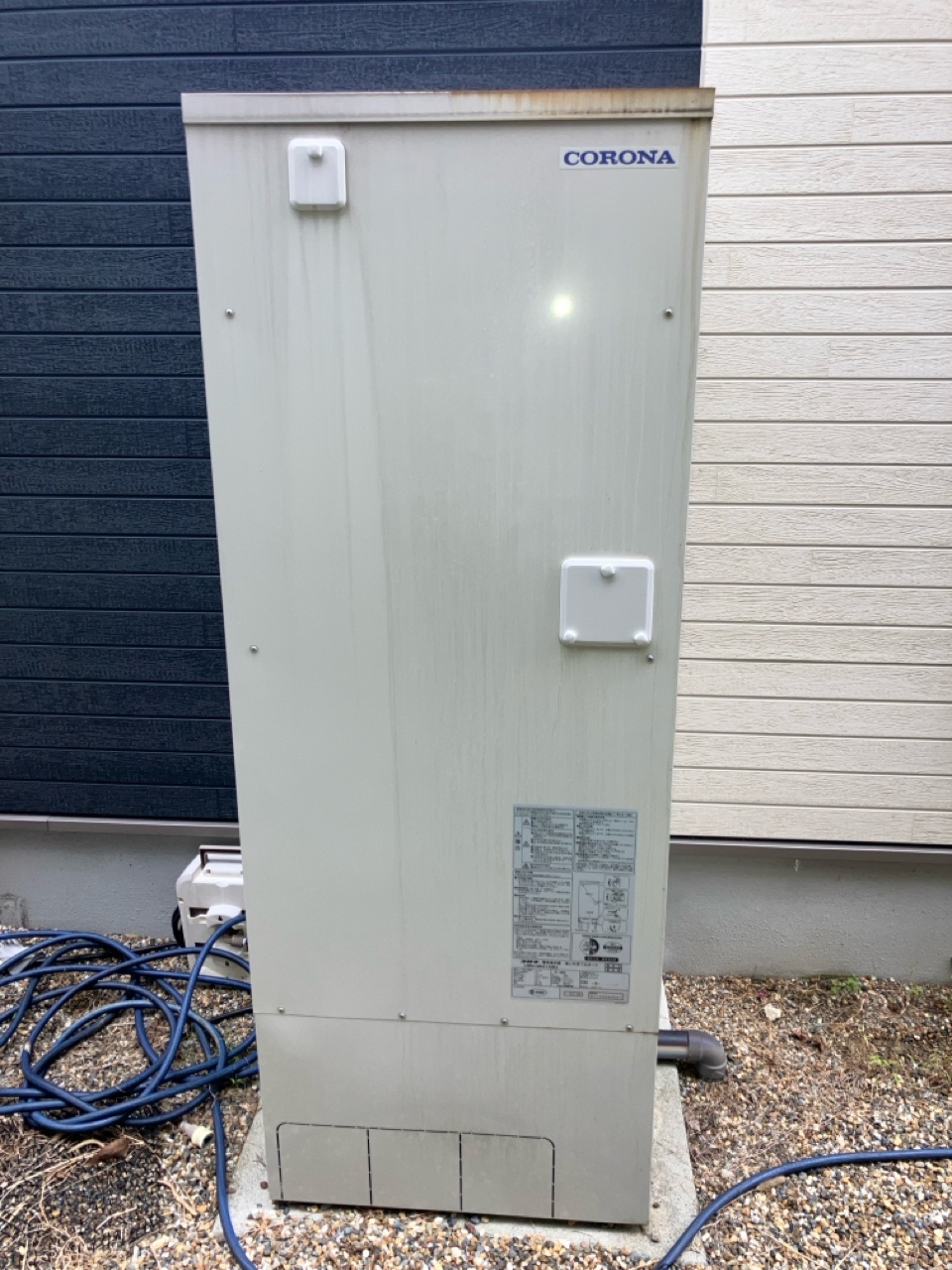 UWH-46X1A2U(電気温水器)