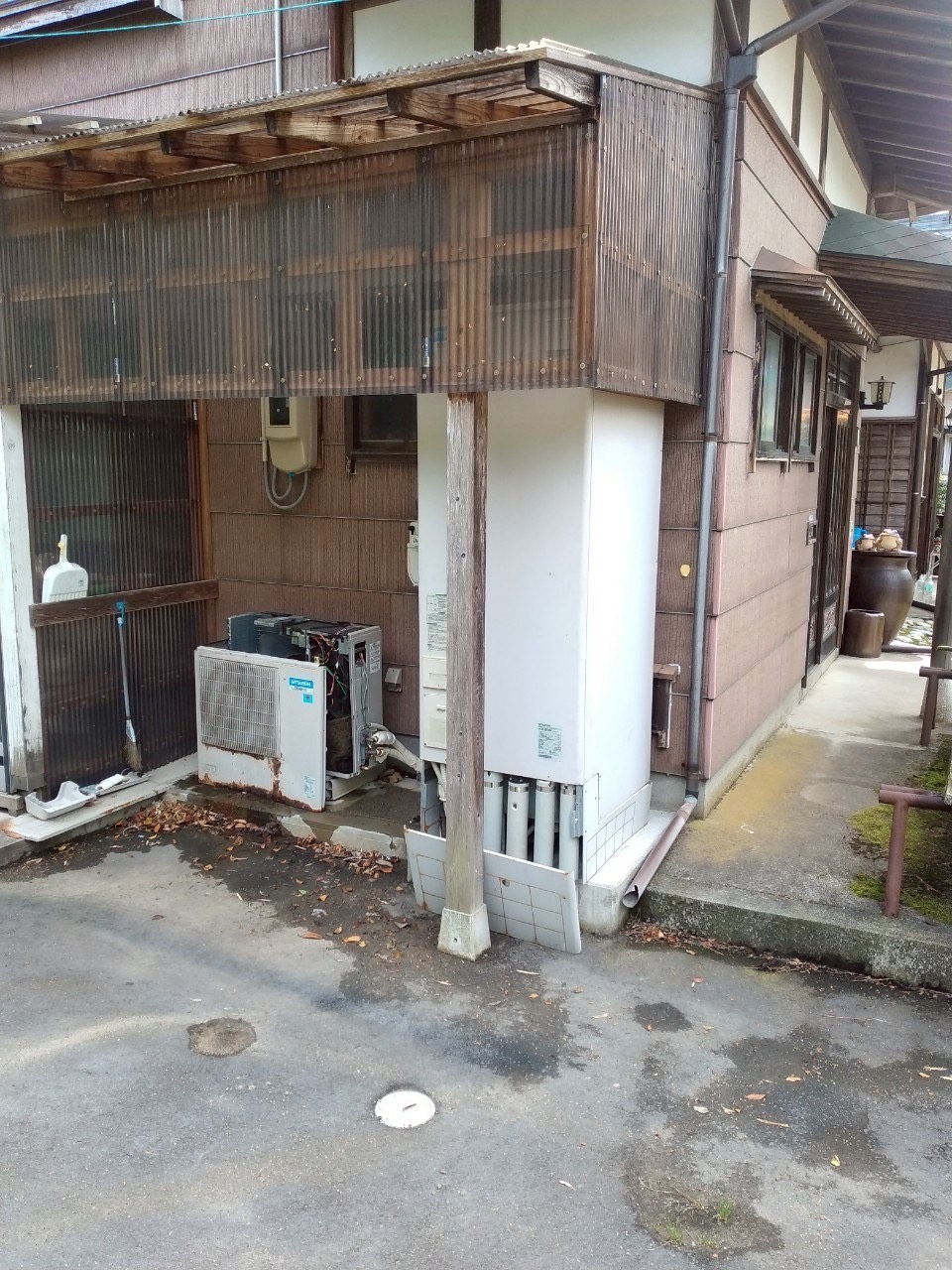 SRT-HPT55WX4（2009年）