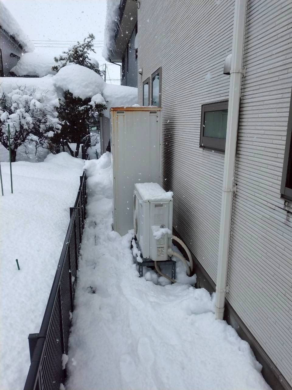 CTU-371S1A11（2012年製）