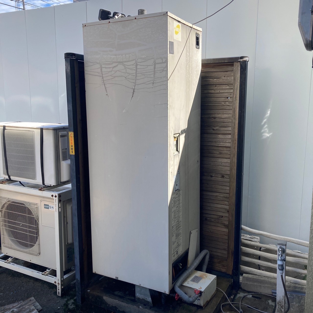 BEB-4670-BFAWU(電気温水器)