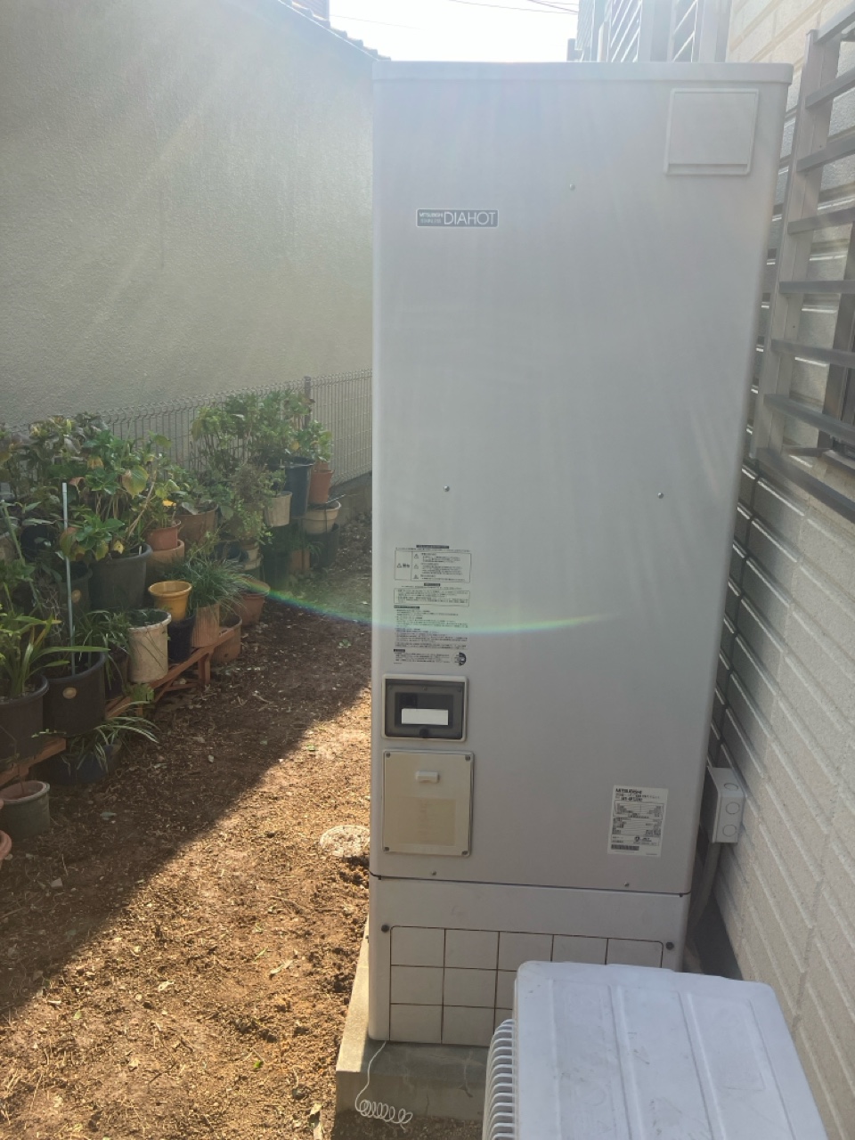 SRT-HPT37W2