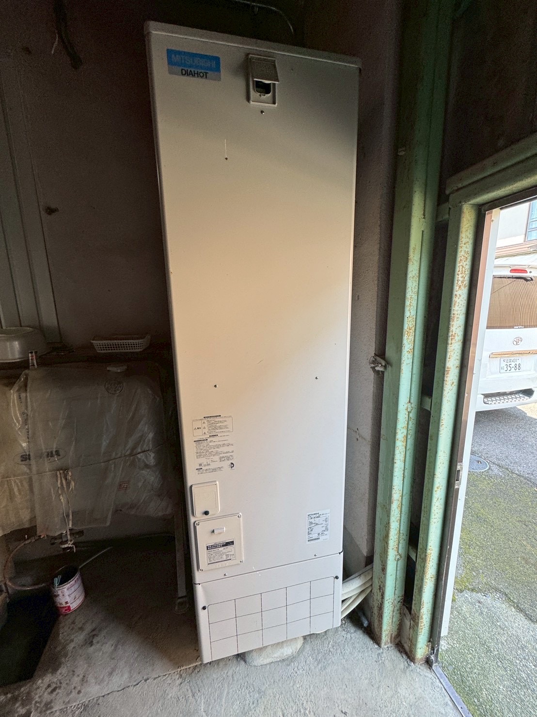 SRT-HP46WX5