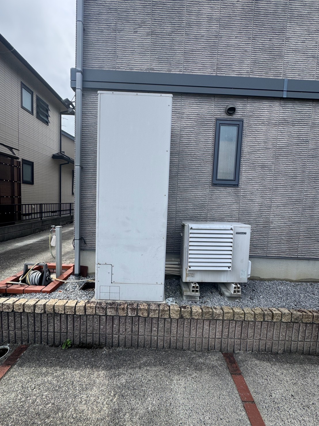 SRT-HP46W2