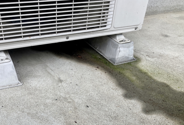 チカラもち栃木 エコキュート 室外機 水漏れ