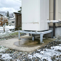 【富山県】エコキュートのタンク下が濡れている？正常な排水と水漏れの見分け方