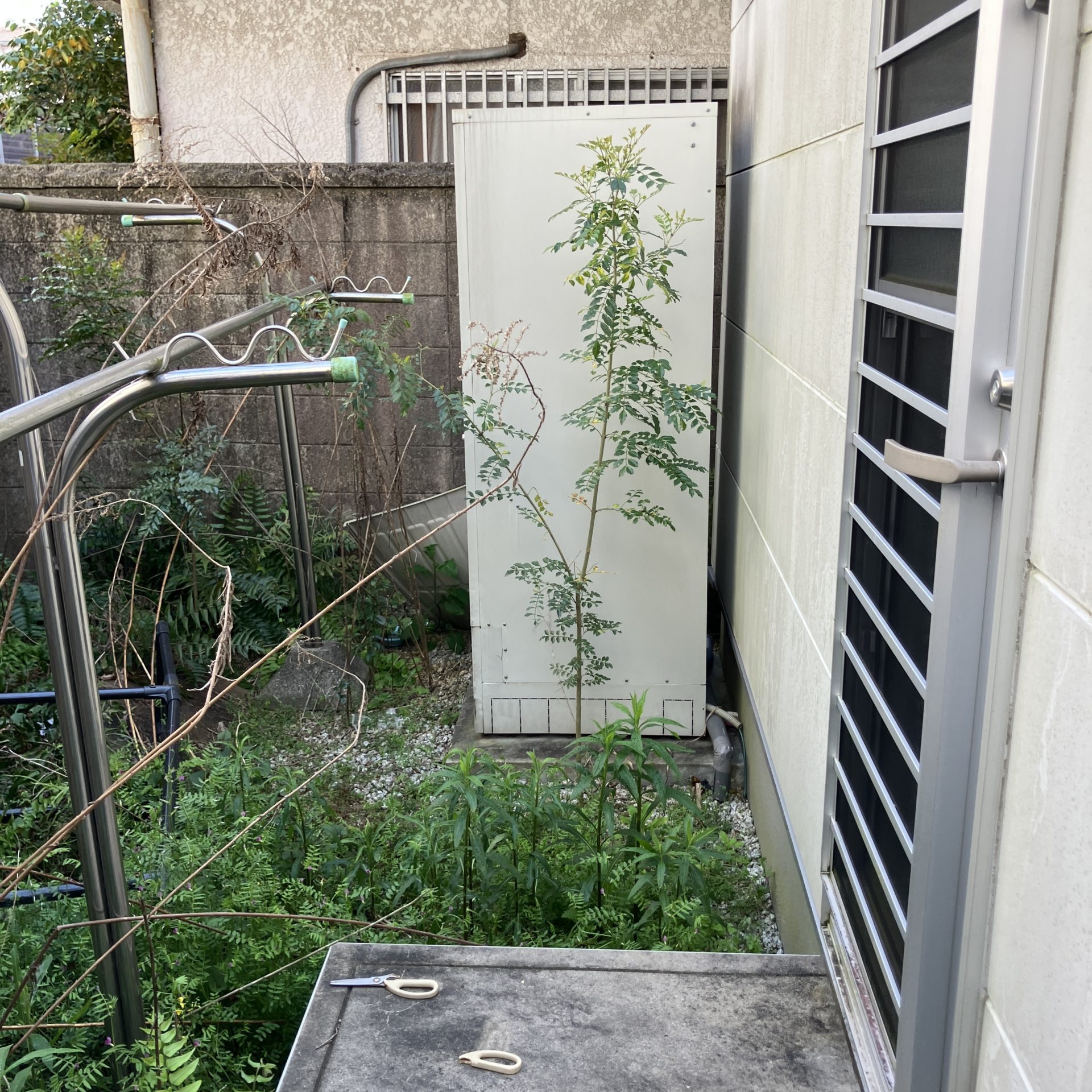 UWH-37110A2U(電気温水器)