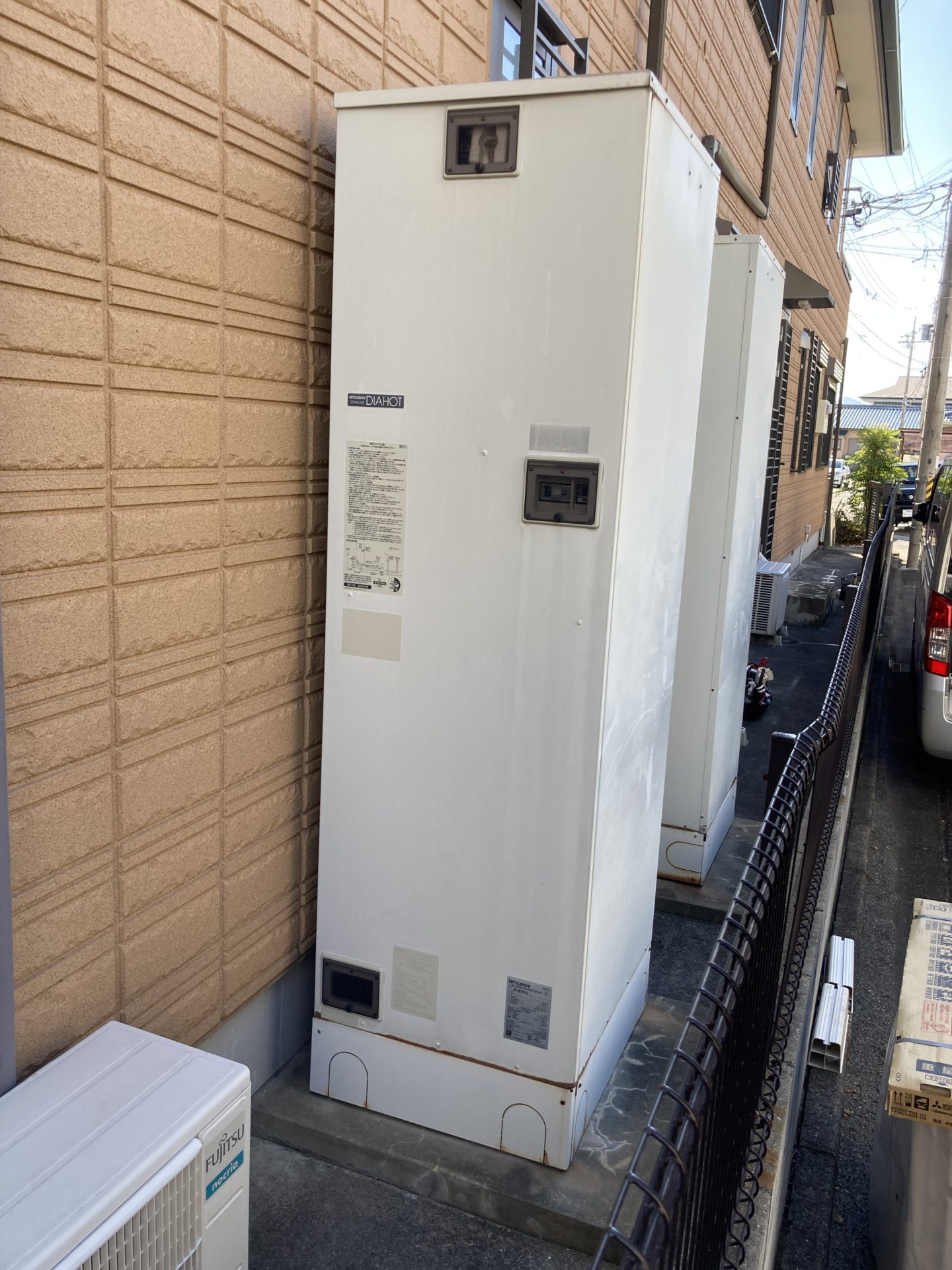 SRT-4667WFU BL(電気温水器)