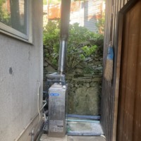 型式不明の石油ボイラー