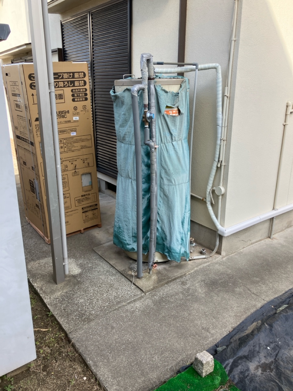 丸形電気温水器