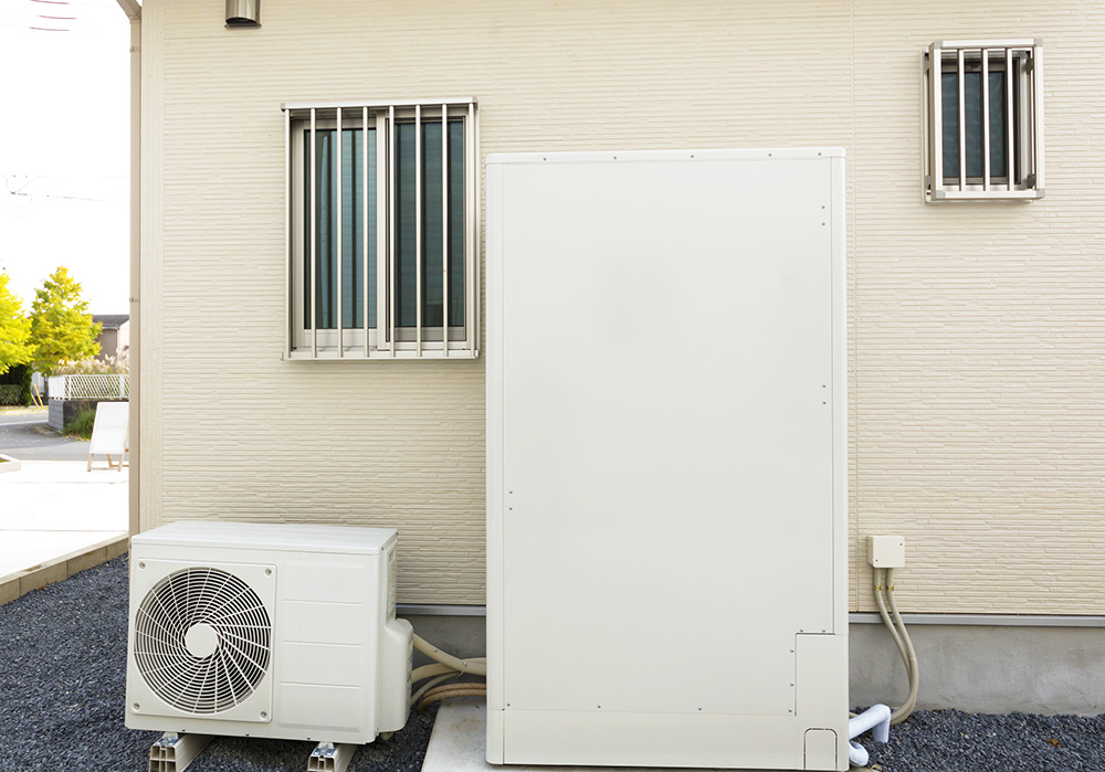 薄型エコキュートの特徴は?角型との違いやメリット・デメリットなどを解説